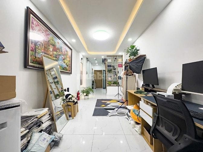 BÁN NHANH CĂN VÕ VĂN TẦN PHƯỜNG 6 QUẬN 3,DT: 48m2/3.880 Tỷ,HXH,SHR