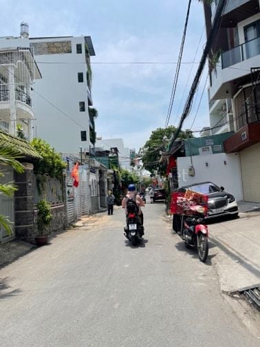 Bán tòa nhà 6x20m, 5lầu Lê Văn Thọ, đường sầm uất bậc nhất Gò Vấp