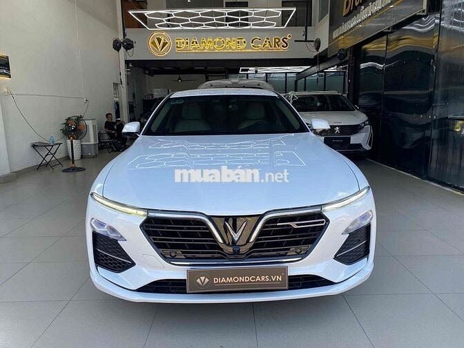 VinFast Lux A2.0 2019 Premium đklđ 2020