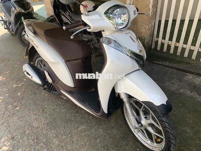 Cần bán xe SH mode trắng 2018