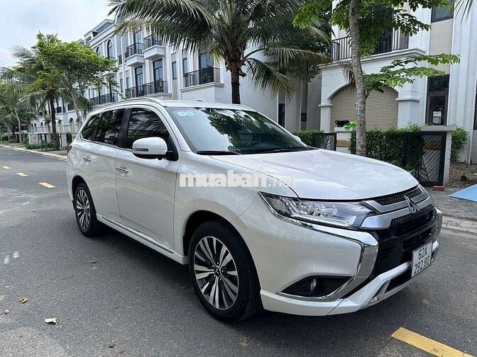 Mitsubishi Outlander 2022 2.0 Premium - 26000 km