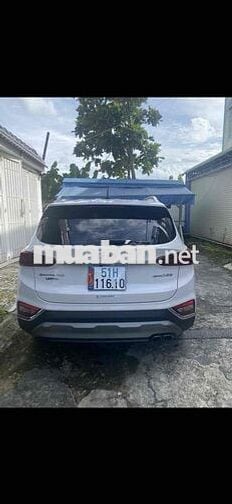 Hyundai Santa Fe 2019 2.2L AT 2WD - 10000 km