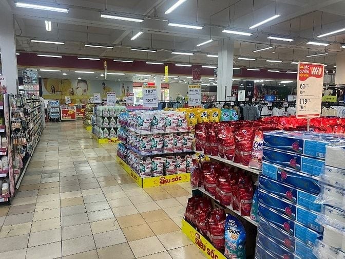 TUYỂN GẤP ! Nhân viên Bán Hàng - Bảo Vệ - Tạp Vụ làm tại TPHCM