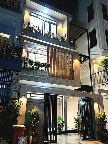 Nhà mặt tiền gần phố đi bộ Xuân Thủy, Chợ Thảo Điền, P. Thảo Điền, Q2