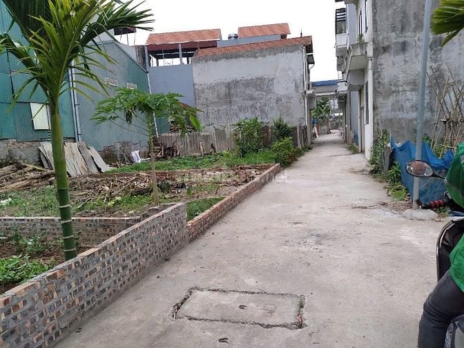 Bán đất thôn 3 Vạn Phúc - Thanh Trì. DT 58m, MT 8.3m. Ô tô tải vào tận