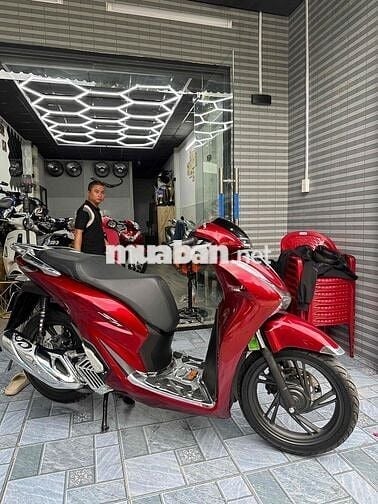 SH 125i 2023 odo 2 ngàn cây