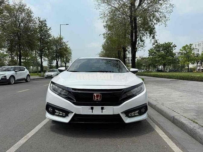 Honda Civic 2017 1.5L Vtec Turbo - 76000 km