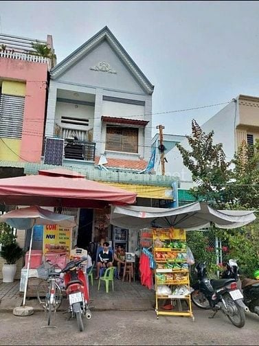 Vợ Ck, C.Hương kẹt tiền bán lỗ Nhà 5x23 (115m2) MT Đ.Đoàn Nguyên Tuấn
