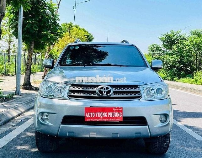 Toyota Fortuner 2.7V sản xuất 2010