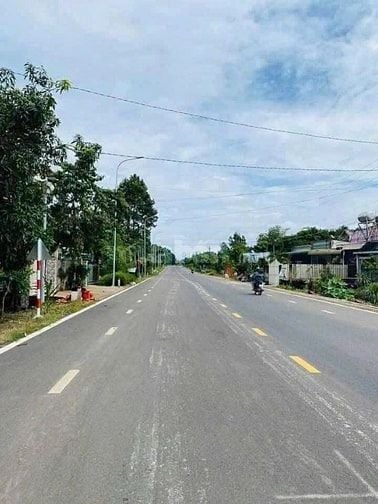 Bán đất mặt tiền gia canh dt 371m 300m thổ