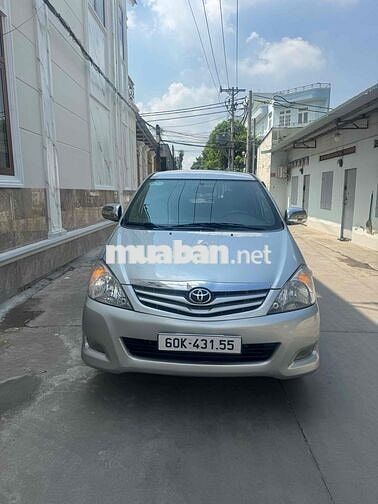 Toyota Innova 2010 G - 120 km