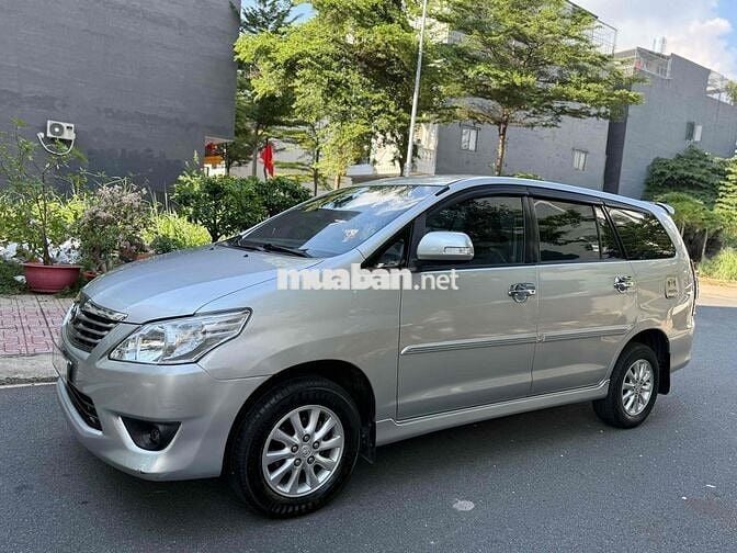 Toyota Innova 2012 mẫu mới tự động cực đẹp zin