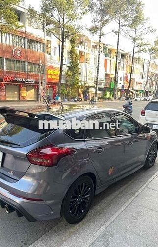 Ford Focus 2018 1.5L Ecoboost Sport - 95000 km