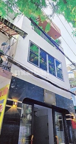 8.9 nhà mặt tiền Cầm Bá Thước Phú nhuận  5pn 