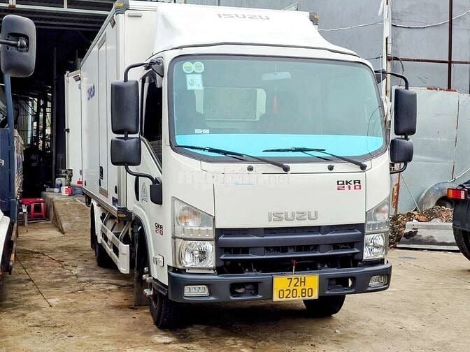 Isuzu QKR 2022 Thùng bảo ôn Quyền Auto - 69000 km