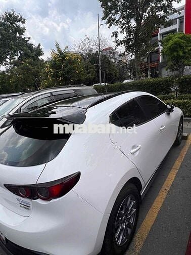Mazda 3 2022 1.5L Sport Luxury - 25000 km