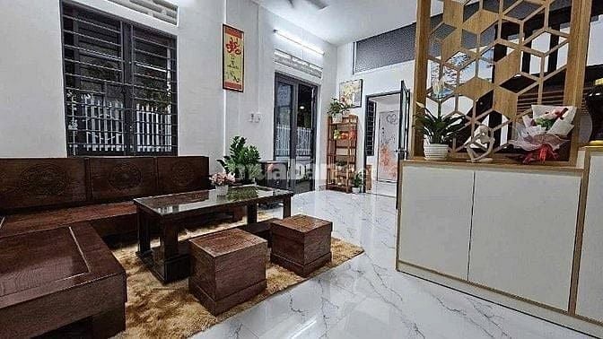 Cần tiền bán gấp căn nhà mặt tiền Vĩnh Lộc B giá 870tr