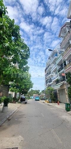 Bán đất Hà Huy Giáp vào 20m,đường 12m xe hơi quay đầu