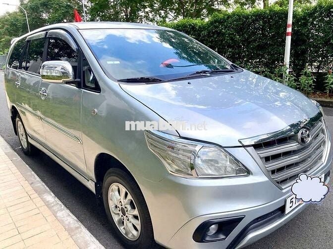 Bán Toyota Innova 2015 2.0E xe gia đình Zin nguyên