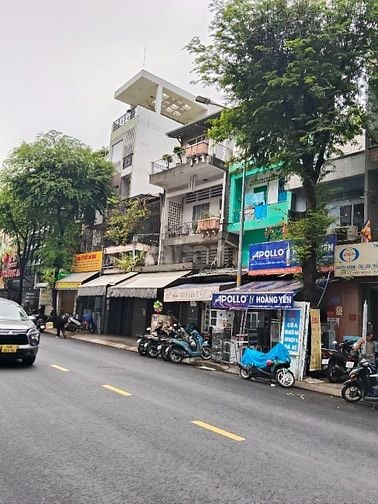 Nhà bán mặt tiền đường Sư Vạn Hạnh, dt 56,5m² ,4 tầng, giá 16,5t