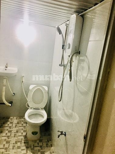 Cho thuê phòng trọ NVVP ,có máy Lạnh,bình nóng lạnh,giờ tự do.1,8trieu