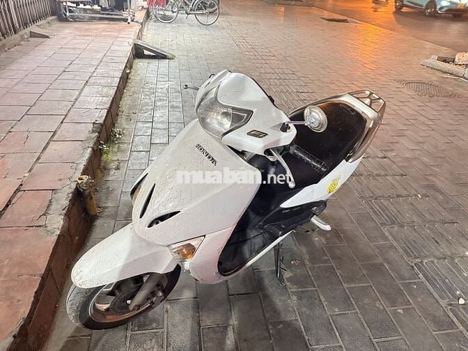 Xe lead 2007 màu trắng