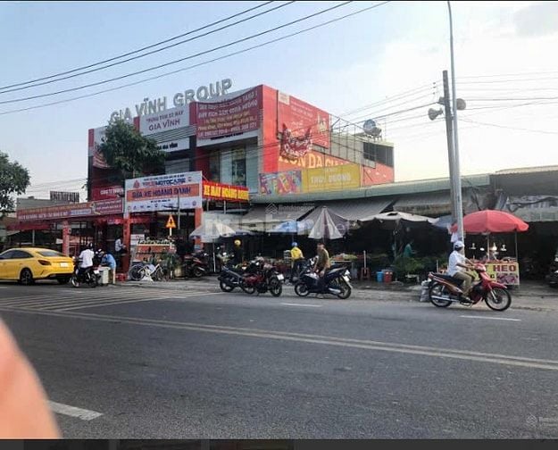 Cần bán sỉ  5 lô đất liền kề , gần bến xe Củ Chi, giá rẻ nhất khu vực