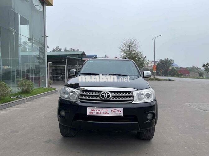 Toyota Fortuner 2010 2.7V - 150000 km
