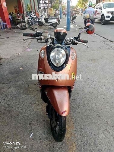 xe yamaha clasico