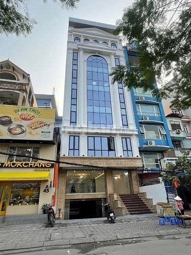 CHO THUÊ NHÀ MẶT PHỐ LÁNG HẠ VỊ TRÍ VÀNG, DIỆN TÍCH 200M, MẶT TIỀN 8M