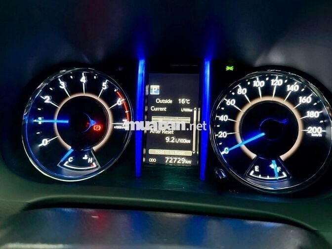 Toyota Fortuner 2019 2.7V 4x2 AT - 700000 km