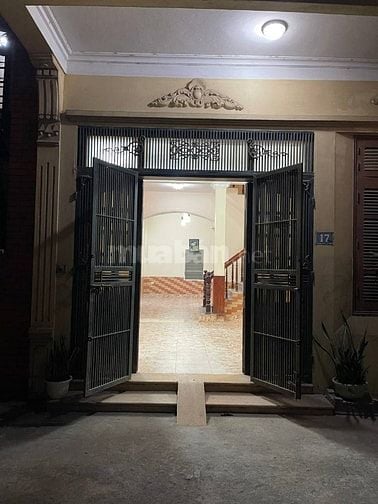 Cho thuê nhà ở đường nước phần lan tứ liên tây hồ