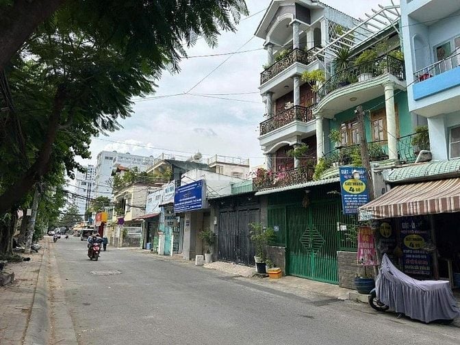 Bán nhà MT hẻm XH Lâm văn Bền, Tân Kiểng, Quận 7,dt:4x14,giá:9,4ty