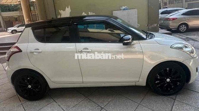 Suzuki Swift 2014 1.4 AT - 11000 km