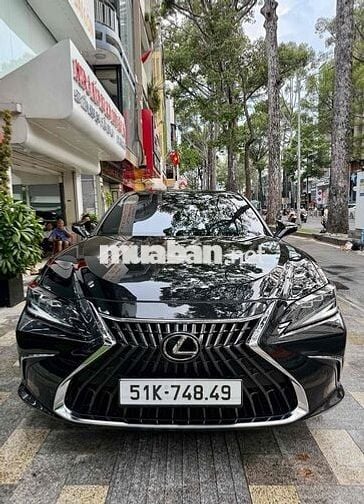 LEXUS ES250 - 2023 - 5000 km