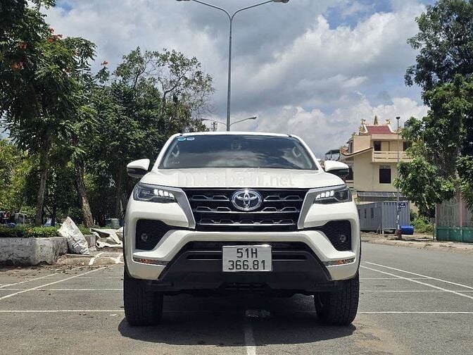 FORTUNER 2.4G 2020 MT DẦU MẪU MỚI 89000KM BH 1 NĂM