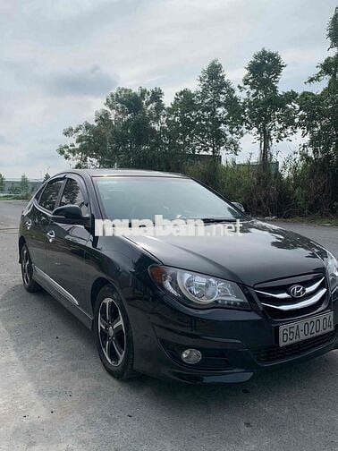 Hyundai Avante 2011 2.0 AT - 124000 km
