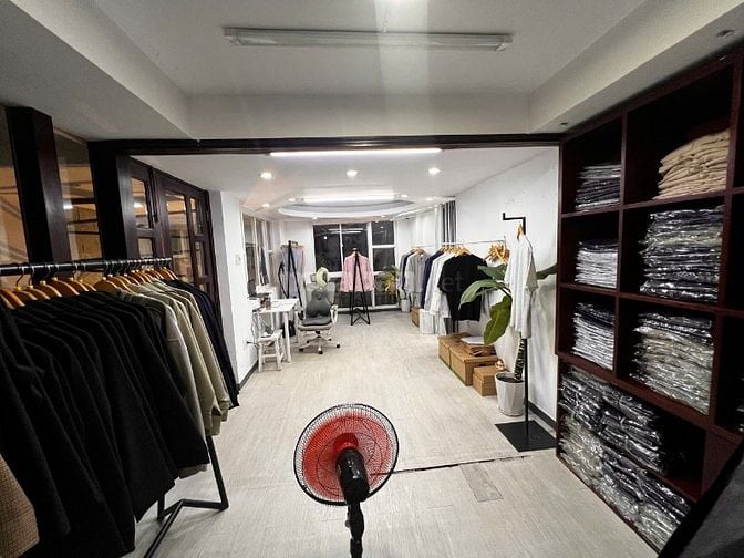12tr về 8,9tr MB Lửng 30m2 lối đi riêng 12 Ng Thị Minh Khai Q1có để xe