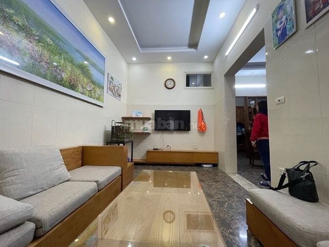 Phố Vọng 85m2 x4  tầng mt 7.7m 13.6 VỊ TRÍ ĐẸP, DIỆN TÍCH LỚN, MẶT TI