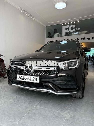 Mercedes Benz GLC 300 4MATIC 2021 Màu Đen