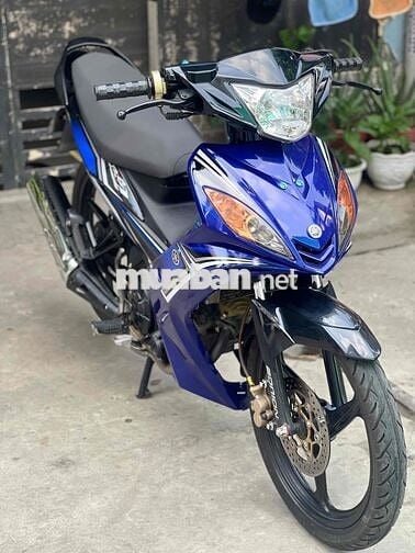 exciter xuống áo giấy trắng