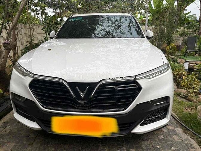 VinFast Lux SA2.0 2019 Premium 2.0 AT - 840000 km
