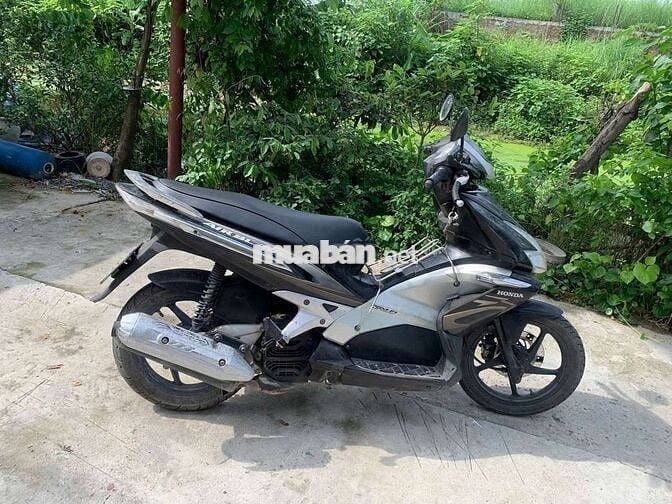 Xe AB 2010 phun xăng điện tử, tiết kiệm xăng