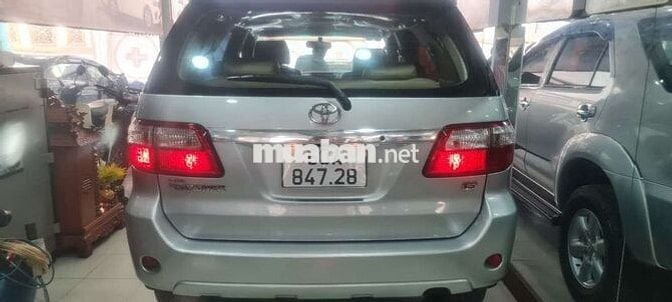 Toyota Fortuner 2010 2.5G - máy dầu