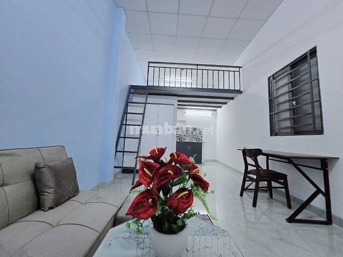 Phòng đầy đủ nội thất, mới xây ngay Phạm Văn Đồng, 30m2 rộng rãi