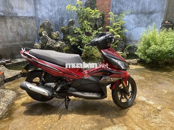 Xe ab 110 lên đầu thái