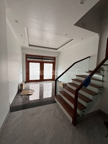 Cho thuê nhà nguyên căn khu phân lô quân đội siêu vip tại k35 Tân Mai 