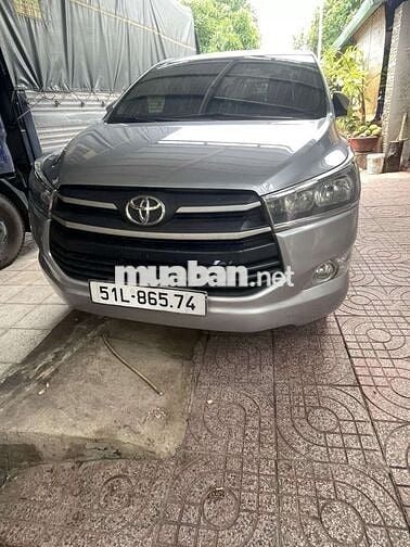 Toyota Innova 2019 2.0E - 115000 km