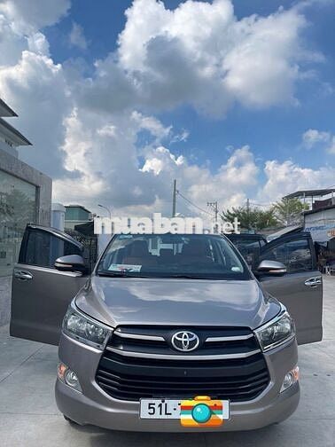 Toyota Innova 2017 2.0G