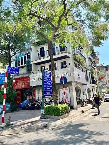 QUÁ HIẾM - NHÀ DÂN XÂY- HOÀNG NHƯ TIẾP - 5 TẦNG- 3 PN ĐẦY ĐỦ CÔNG NĂNG